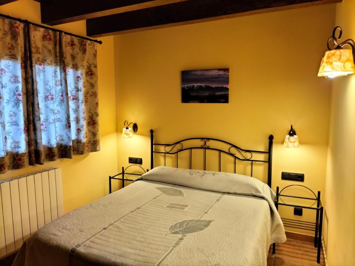 Vila Cal Teler-Rufiandis Olopte Exteriér fotografie